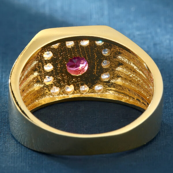 European And American Inlaid Zircon Ring - Image 4